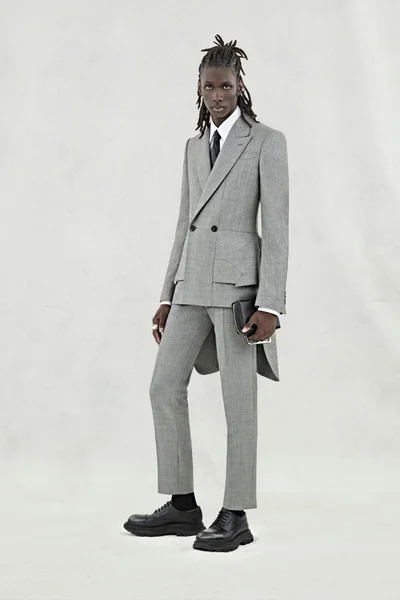 Look 9